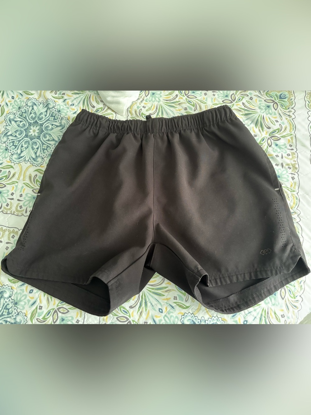 Black Women's Lined Athletic Shorts with Pockets